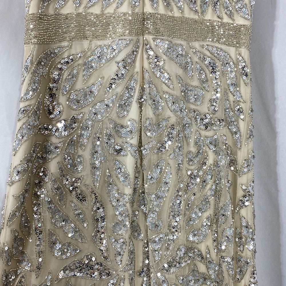 NWT Mac Duggal Silver Ivory Embellished Illusions Cap Sleeve Gown 5532 Size 8 - Picture 10 of 16